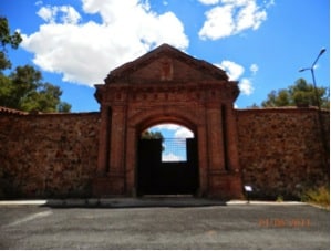 puerta_carlos